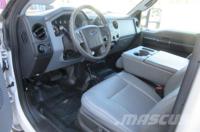 Ford F250 Hinausautot