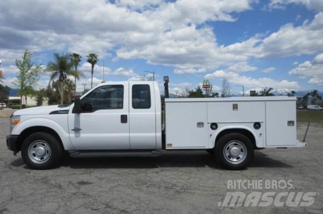 Ford F350 Hinausautot