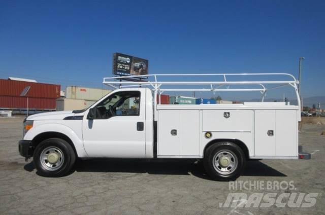 Ford F350 Hinausautot