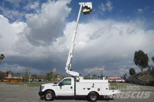 Ford F350 Hinausautot