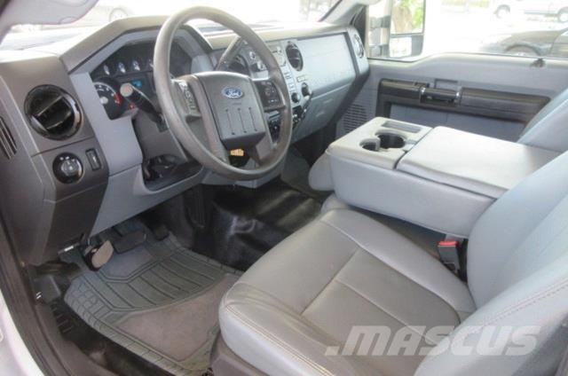 Ford F350 Hinausautot