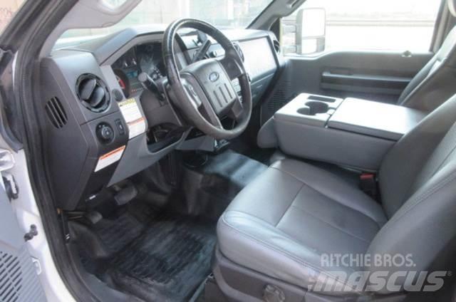 Ford F450 Nostolava-autot