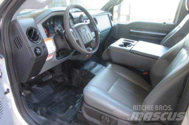 Ford F450 Nostolava-autot