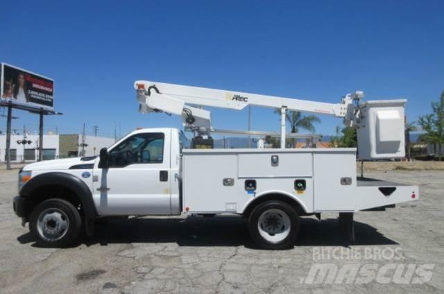 Ford F450 Nostolava-autot