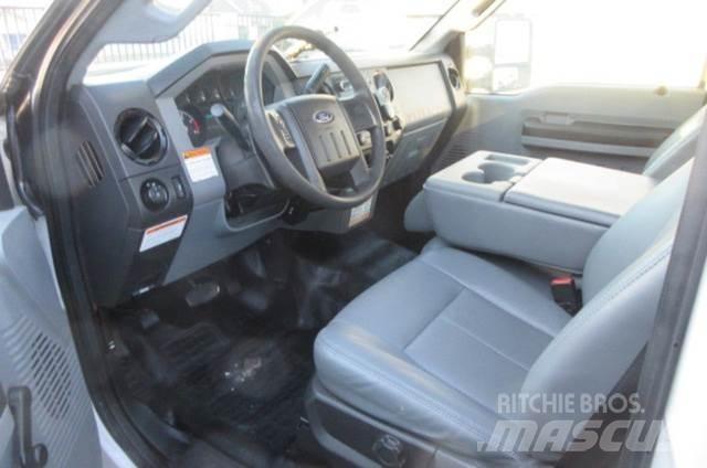 Ford F450 Nostolava-autot