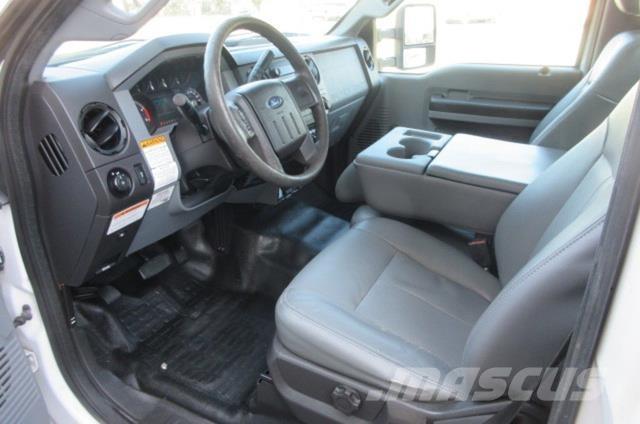 Ford F550 Hinausautot