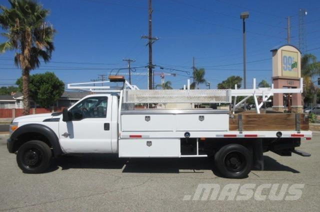 Ford F550 Hinausautot