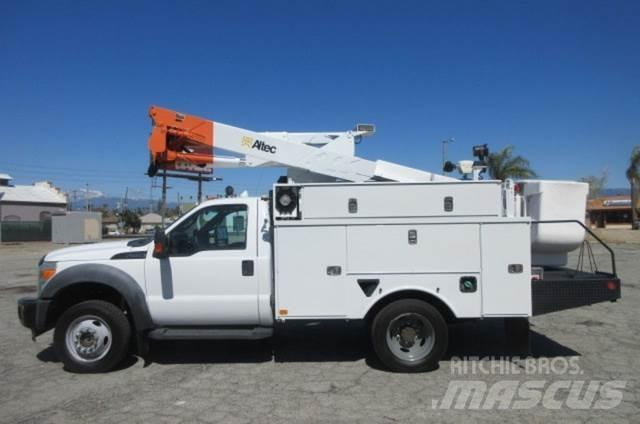 Ford F550 Hinausautot