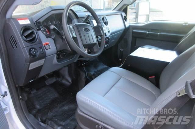 Ford F550 Hinausautot