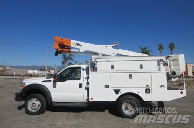 Ford F550 Hinausautot