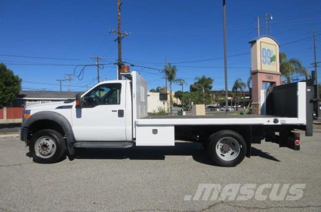 Ford F550 Hinausautot
