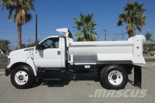 Ford F750 Hinausautot