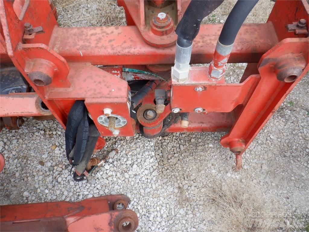 Ditch Witch M730 Aurat