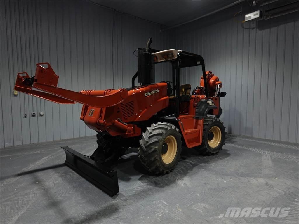 Ditch Witch RT115 Ketjukaivurit
