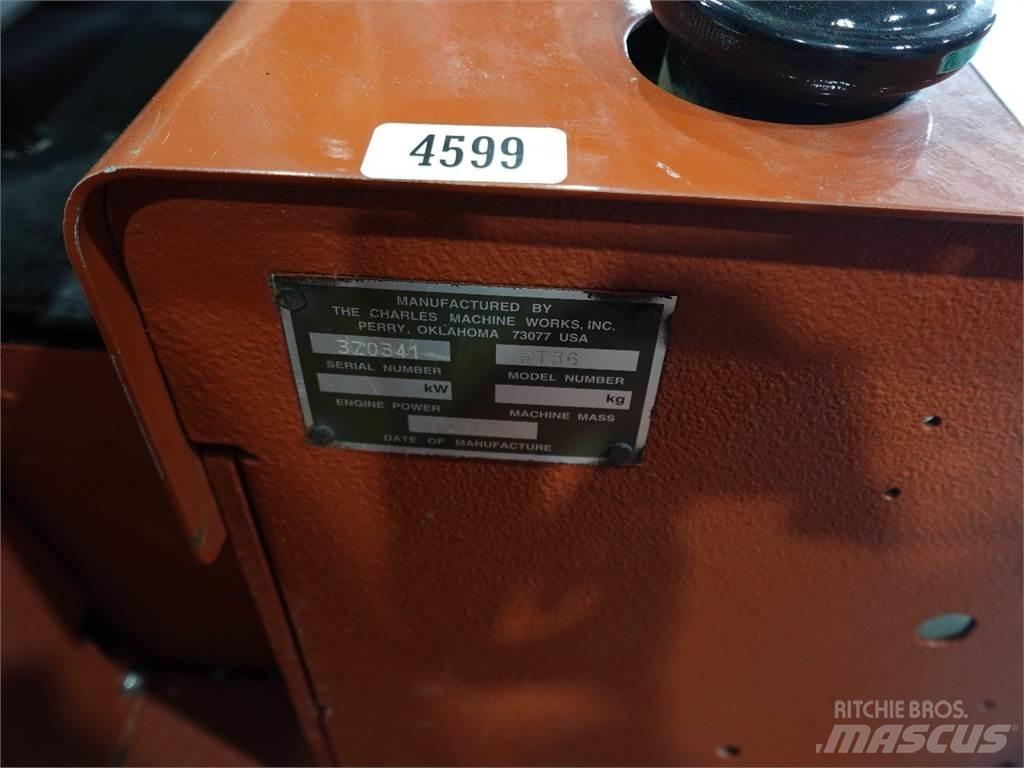 Ditch Witch RT36 Ketjukaivurit