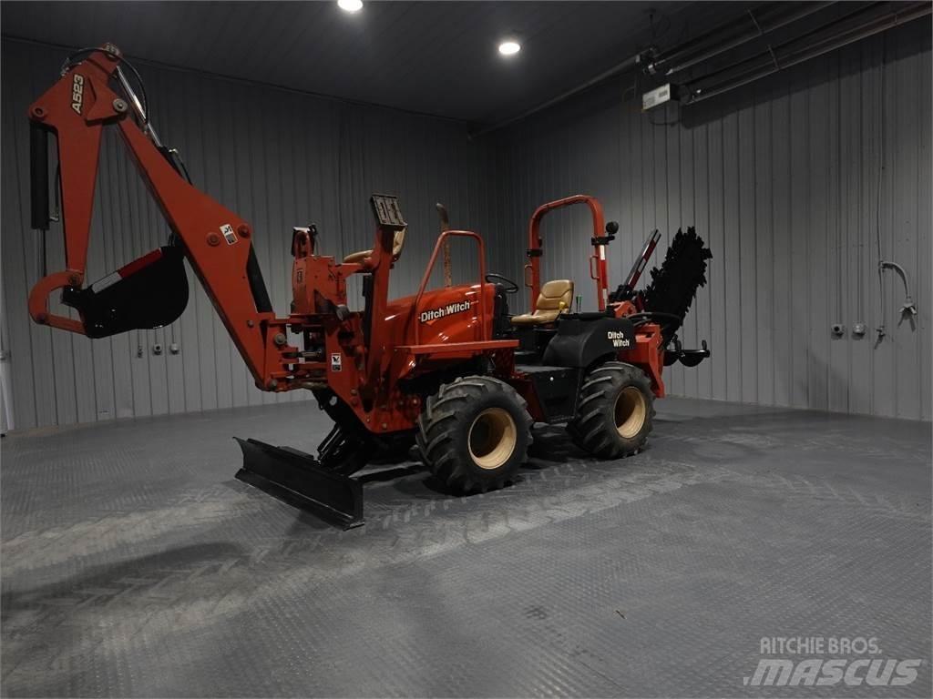 Ditch Witch RT55 Ketjukaivurit