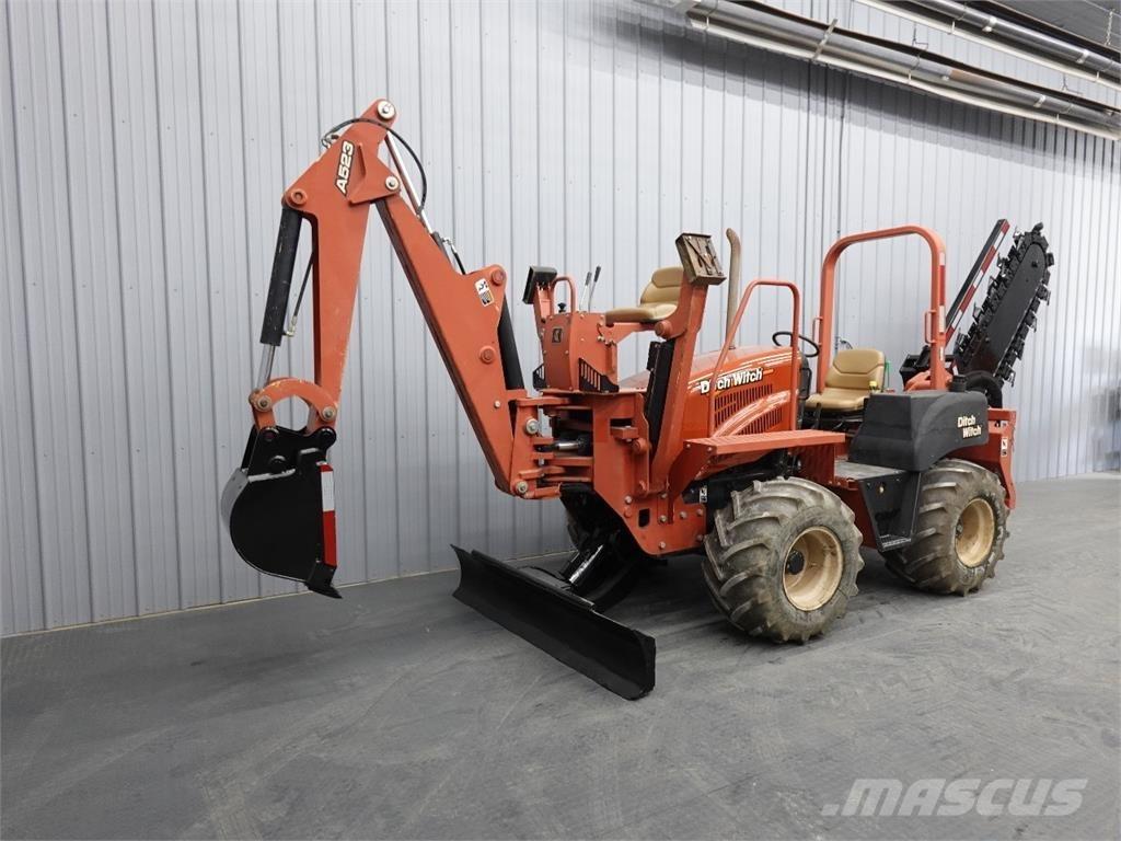 Ditch Witch RT80 Ketjukaivurit