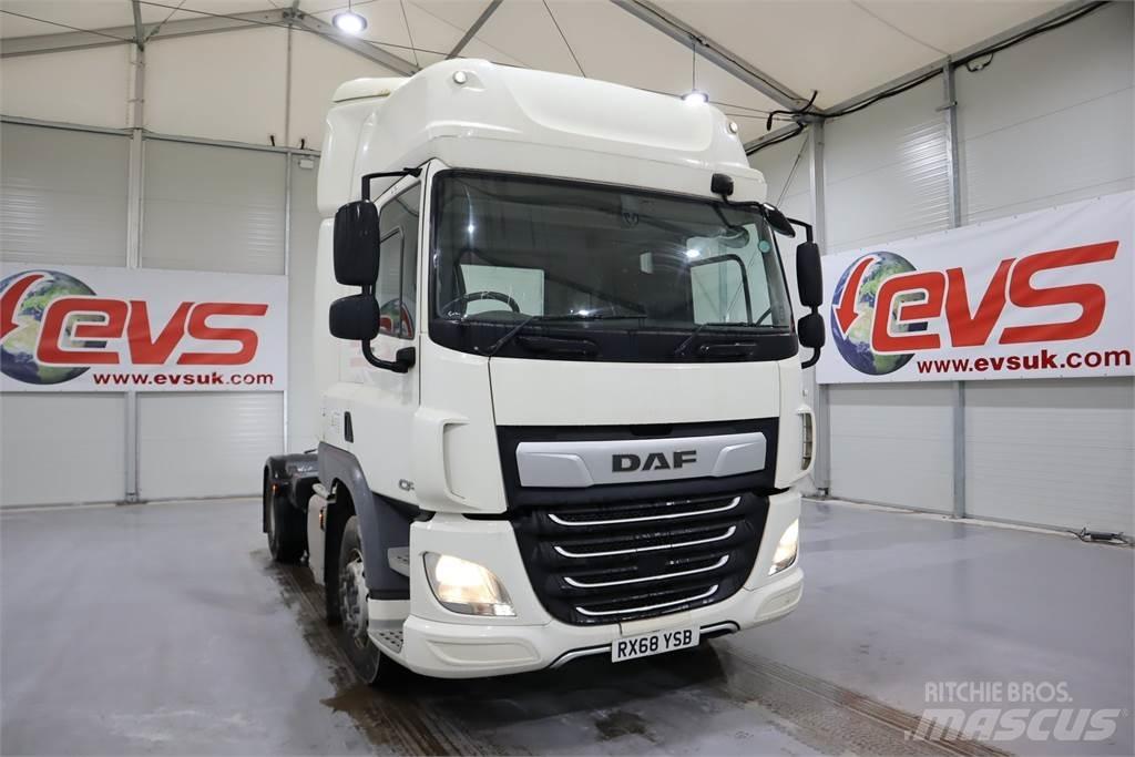 DAF CF450 Vetopöytäautot