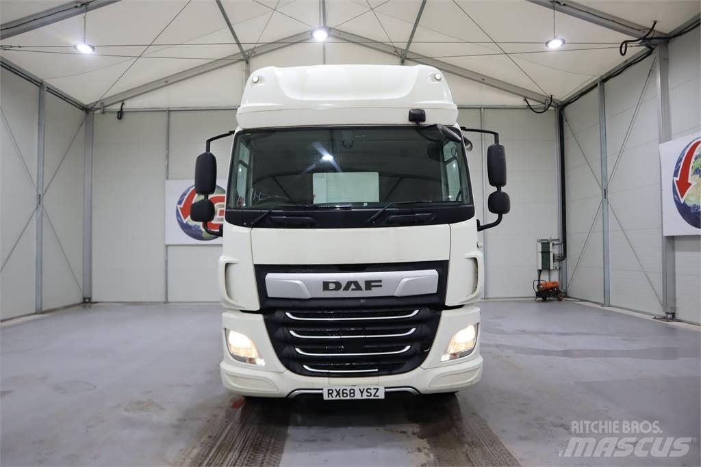 DAF CF450 Vetopöytäautot