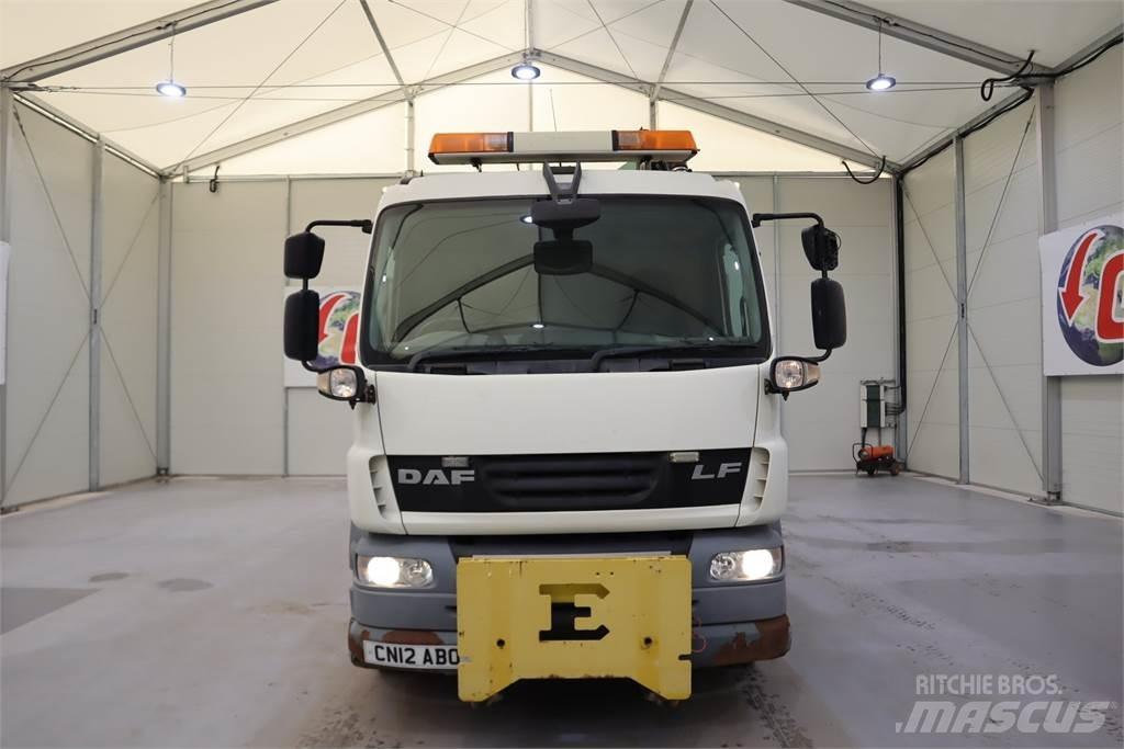DAF LF 55.250 GULLY SUCKER Muut koneet