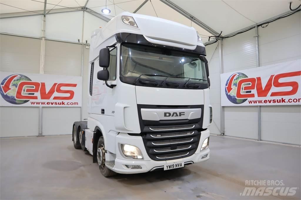 DAF XF530 Vetopöytäautot