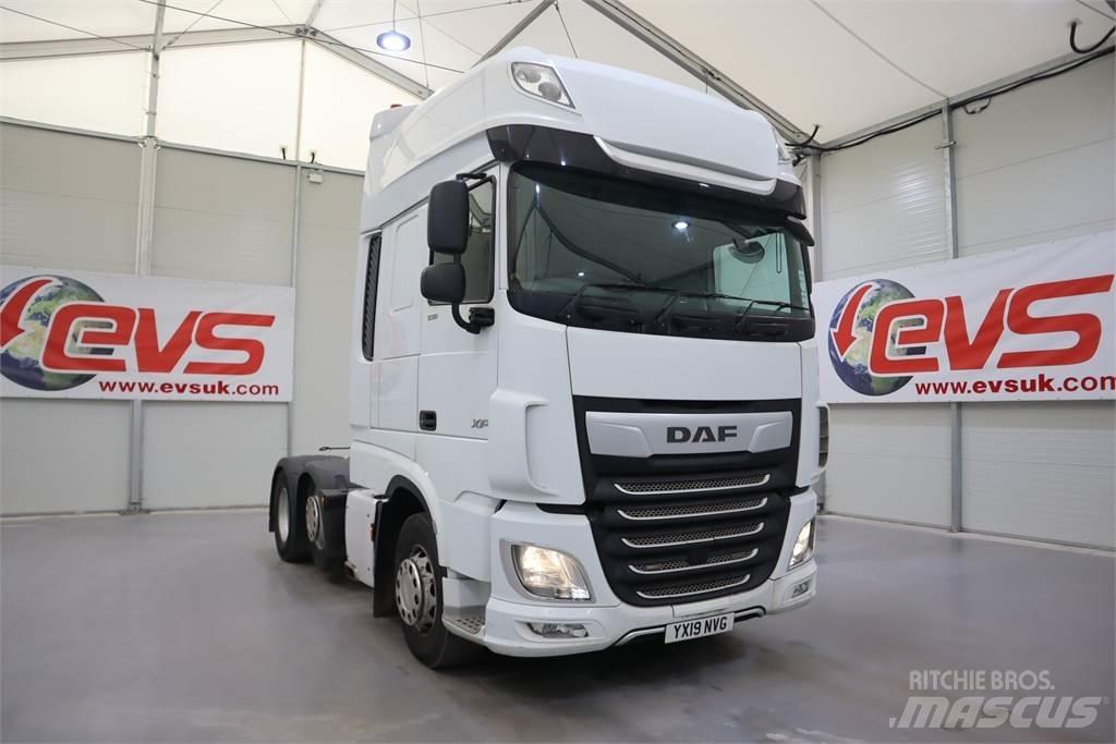 DAF XF530 Vetopöytäautot