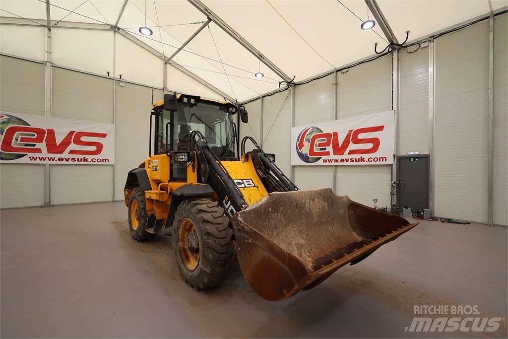 JCB 411 WHEEL LOADER Istutuskoneet