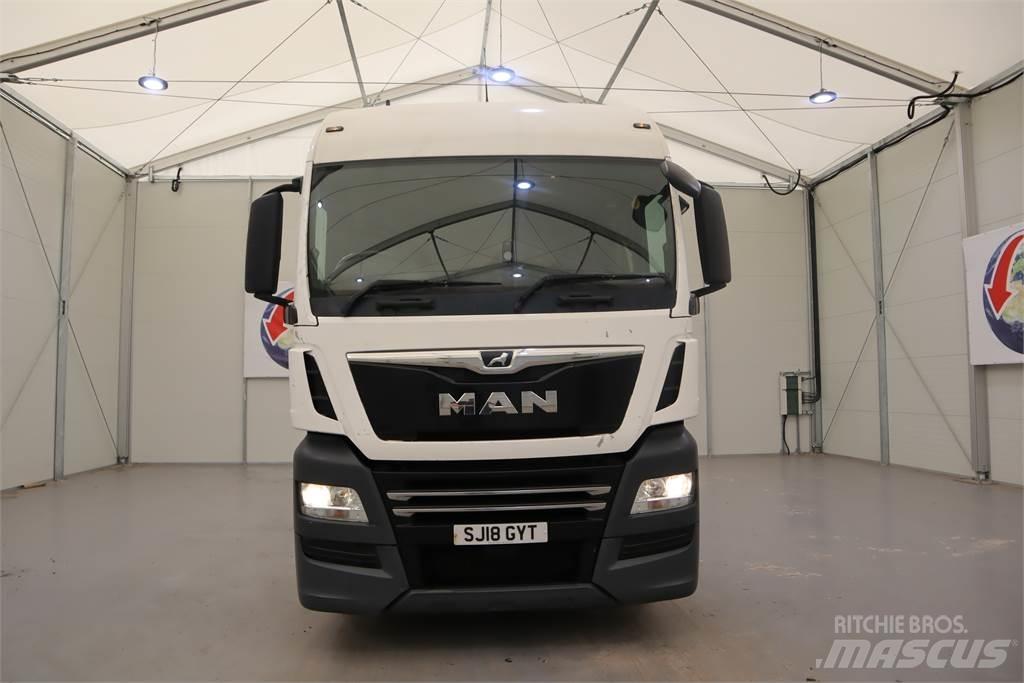 MAN TGS 26.500 Vetopöytäautot