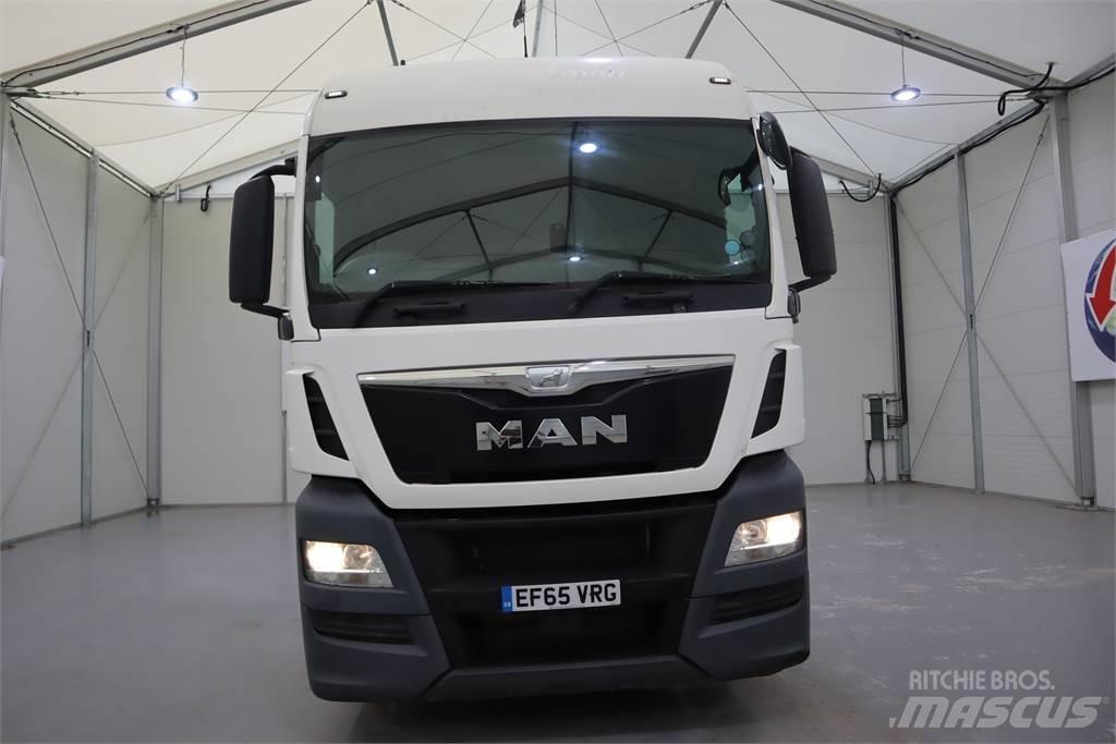 MAN TGX 26.440 Vetopöytäautot