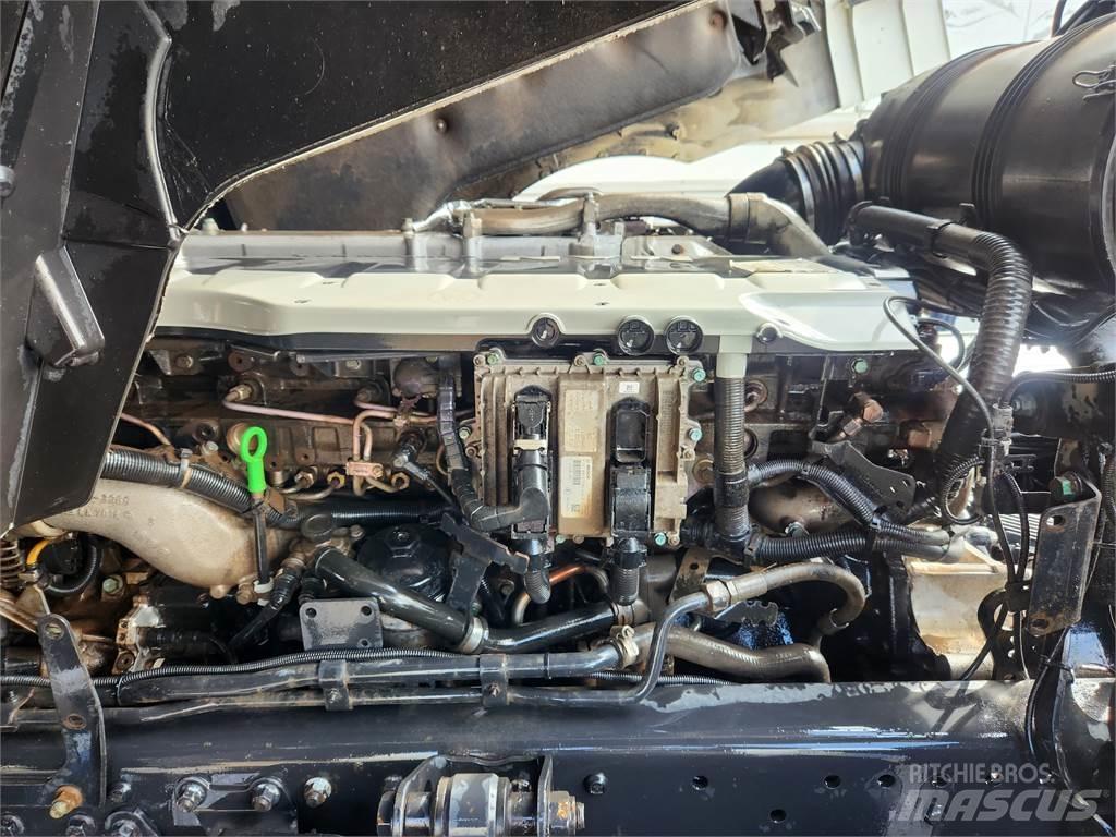 MAN TGX 26.440 Vetopöytäautot
