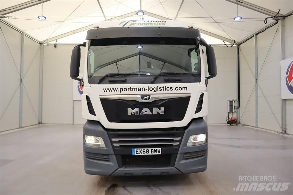 MAN TGX 26.460 Vetopöytäautot