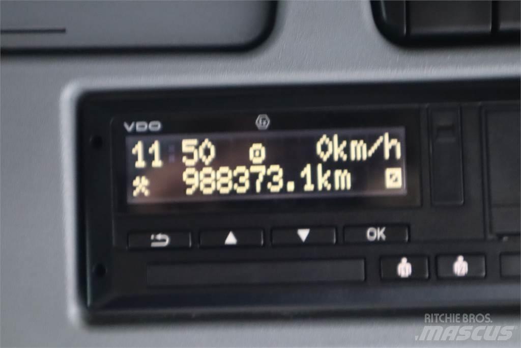 Mercedes-Benz ACTROS 1836 Vetopöytäautot
