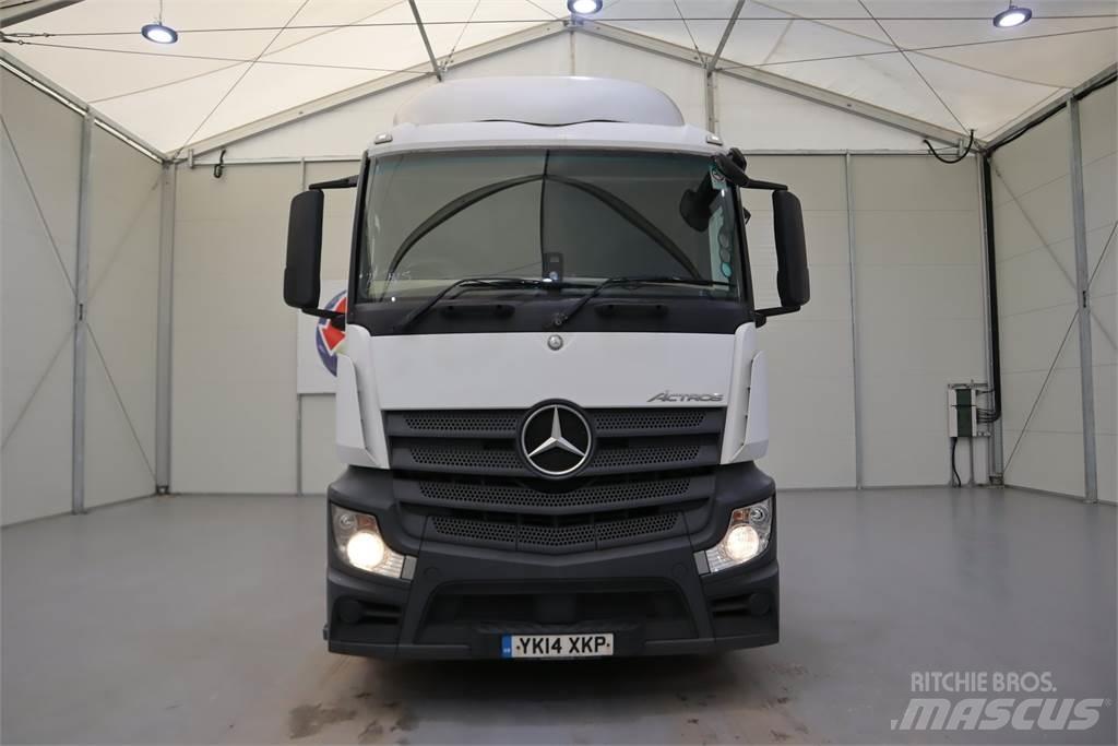 Mercedes-Benz ACTROS 1840 Vetopöytäautot