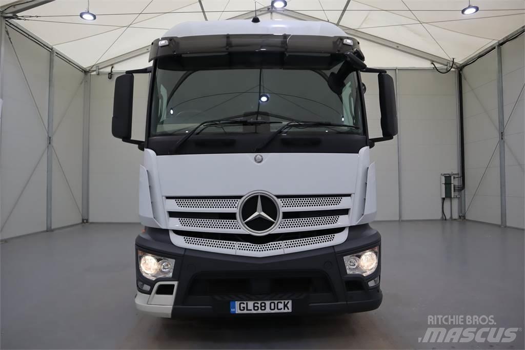 Mercedes-Benz ACTROS 1840 Vetopöytäautot