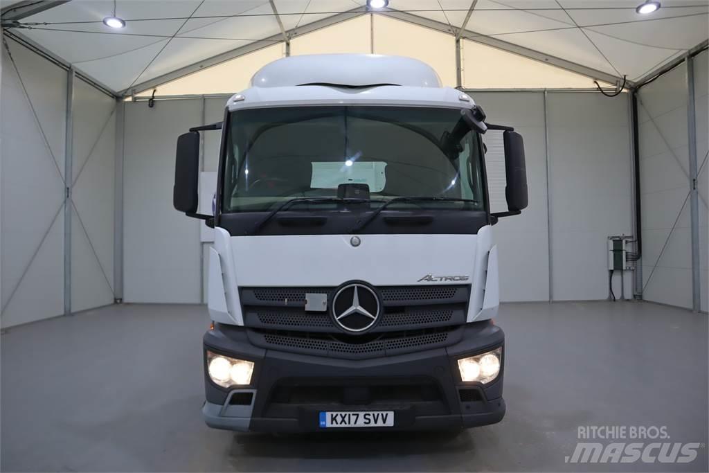 Mercedes-Benz Actros 1840 Vetopöytäautot