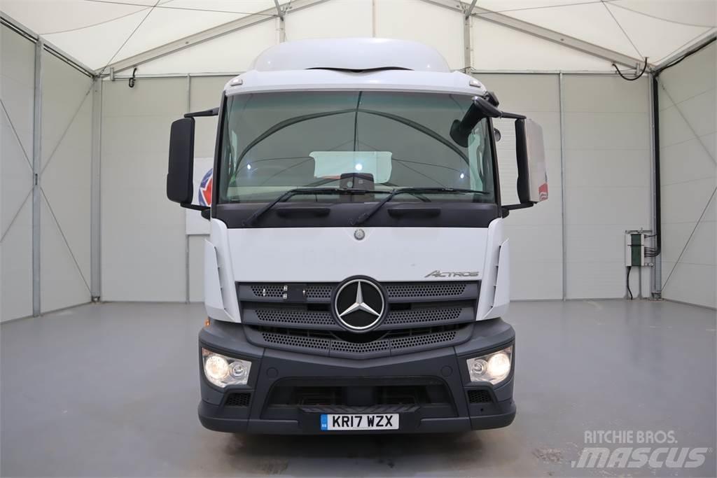 Mercedes-Benz Actros 1840 Vetopöytäautot