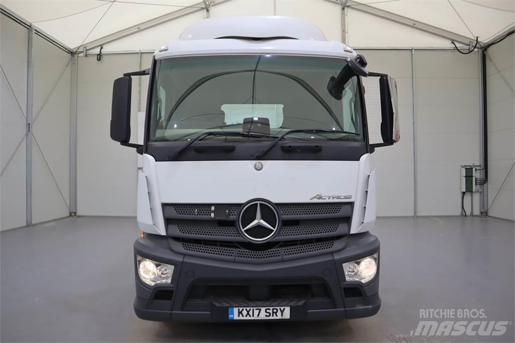 Mercedes-Benz Actros 1840 Vetopöytäautot
