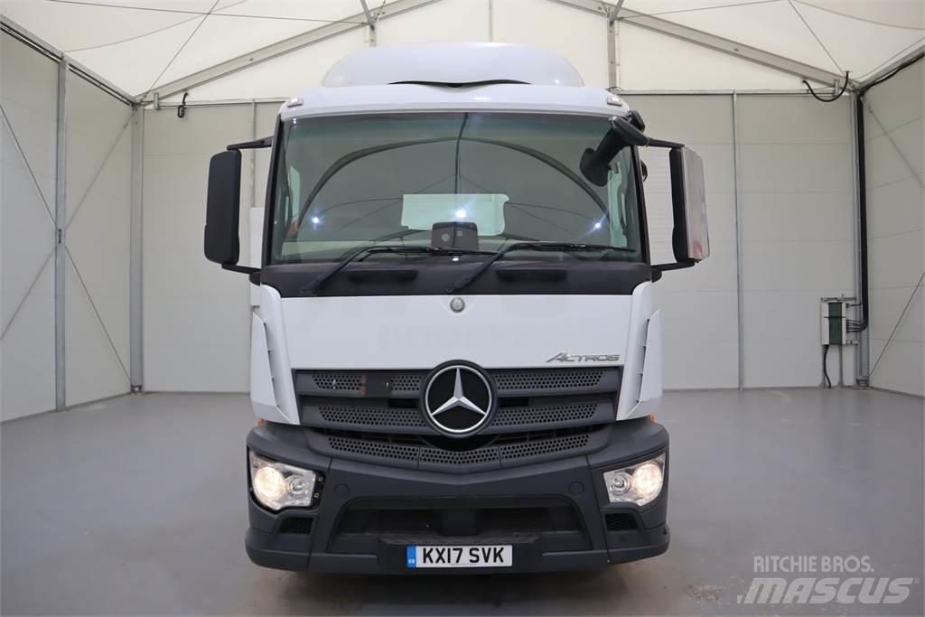 Mercedes-Benz Actros 1840 Vetopöytäautot