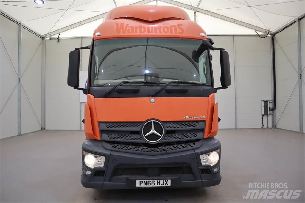 Mercedes-Benz Actros 1840 Vetopöytäautot