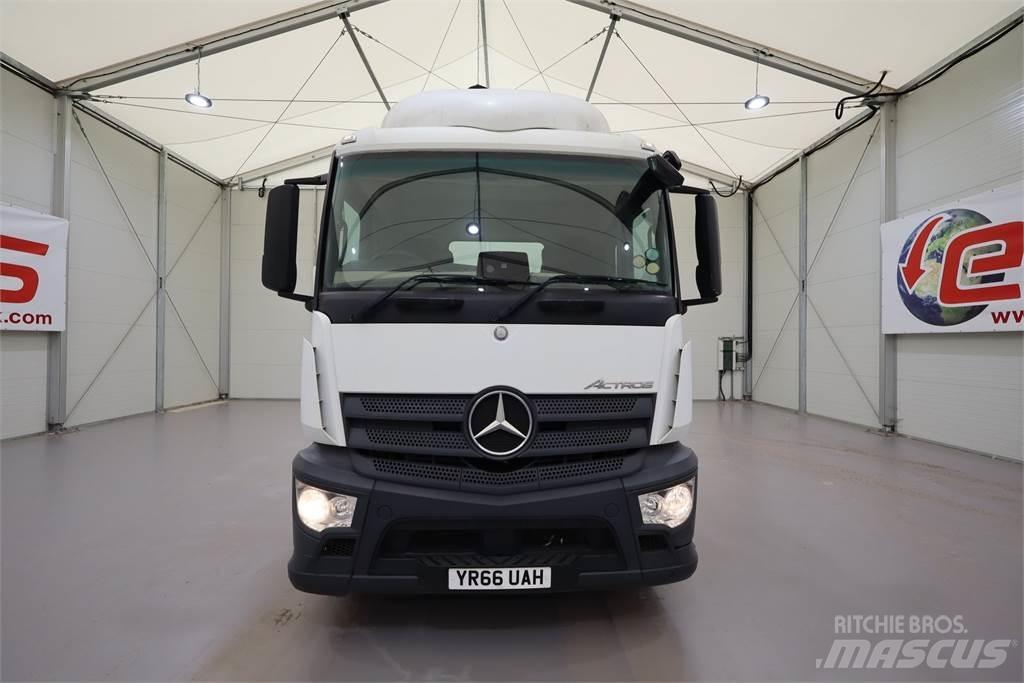 Mercedes-Benz Actros 1840 Vetopöytäautot