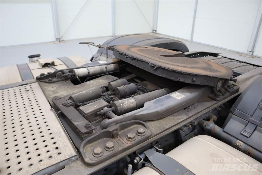 Mercedes-Benz Actros 1840 Vetopöytäautot