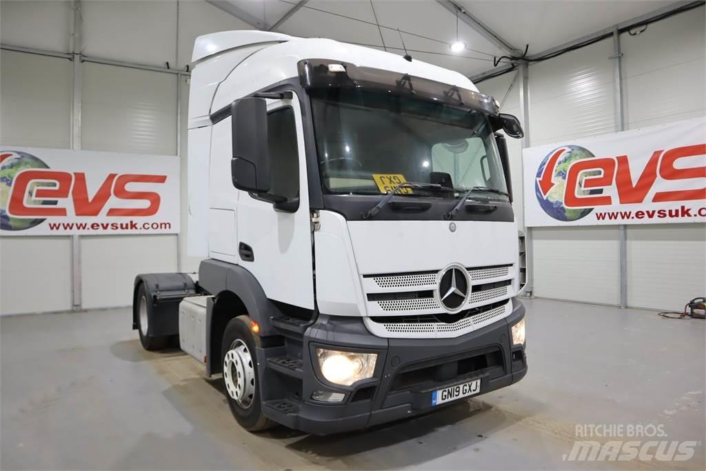 Mercedes-Benz Actros 1840 Vetopöytäautot