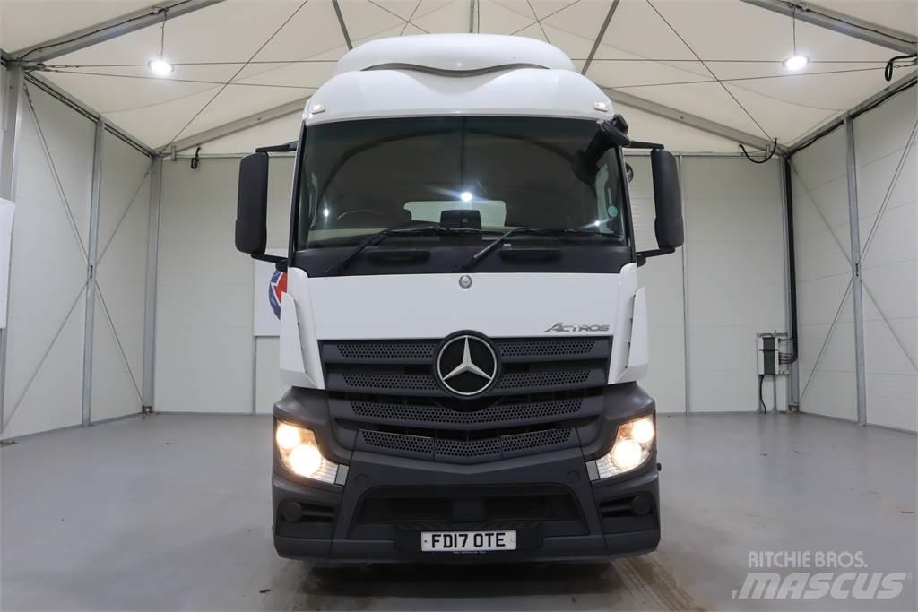 Mercedes-Benz Actros 1840 Vetopöytäautot