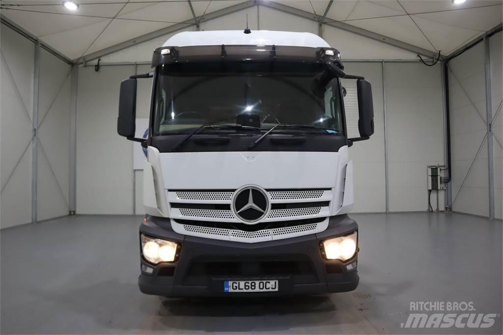 Mercedes-Benz ACTROS 1840 Vetopöytäautot