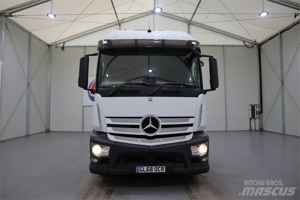 Mercedes-Benz ACTROS 1840 Vetopöytäautot
