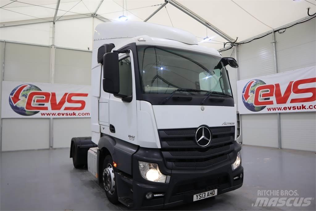 Mercedes-Benz ACTROS 1842 Vetopöytäautot