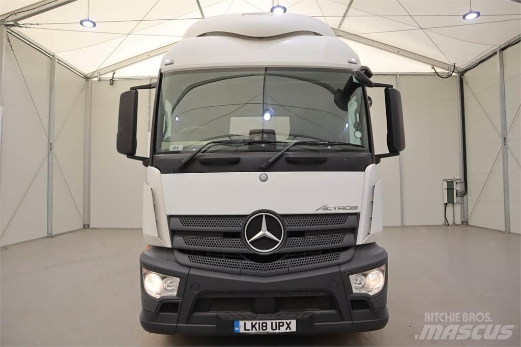 Mercedes-Benz Actros 1843 Vetopöytäautot