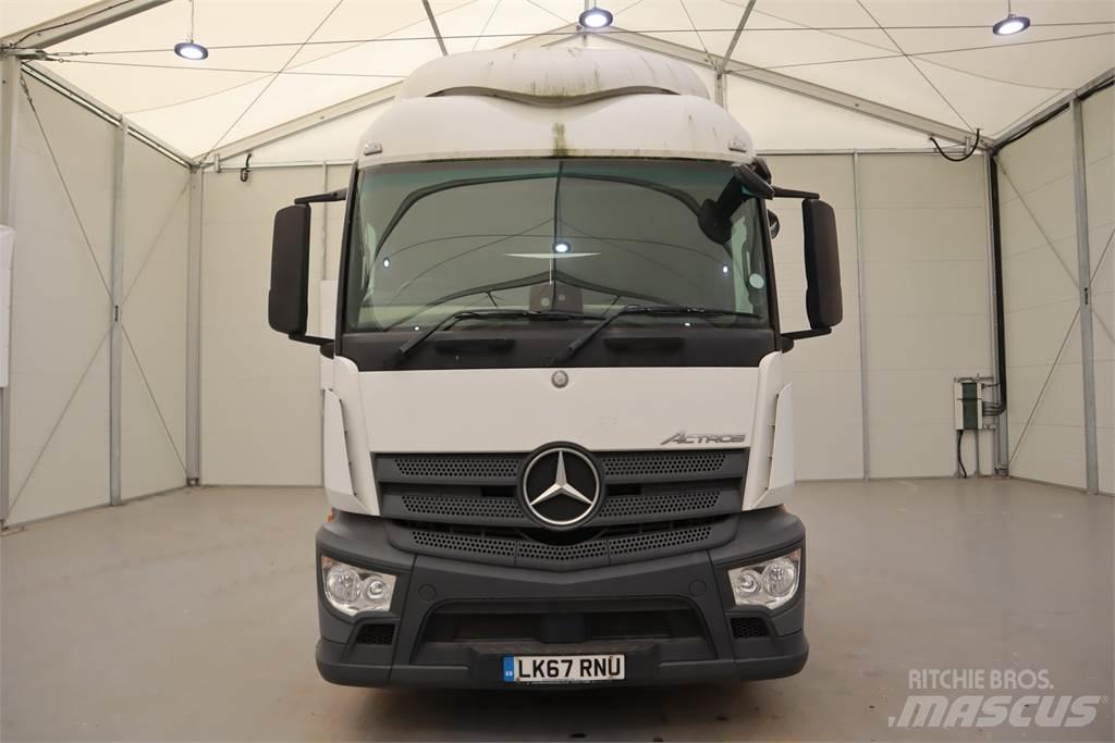 Mercedes-Benz Actros 1843 Vetopöytäautot