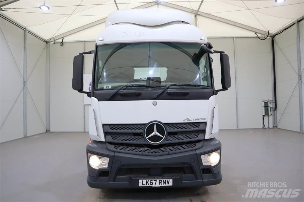 Mercedes-Benz Actros 1843 Vetopöytäautot