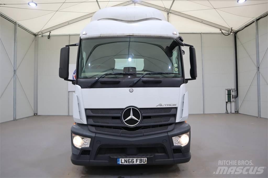 Mercedes-Benz Actros 1843 Vetopöytäautot